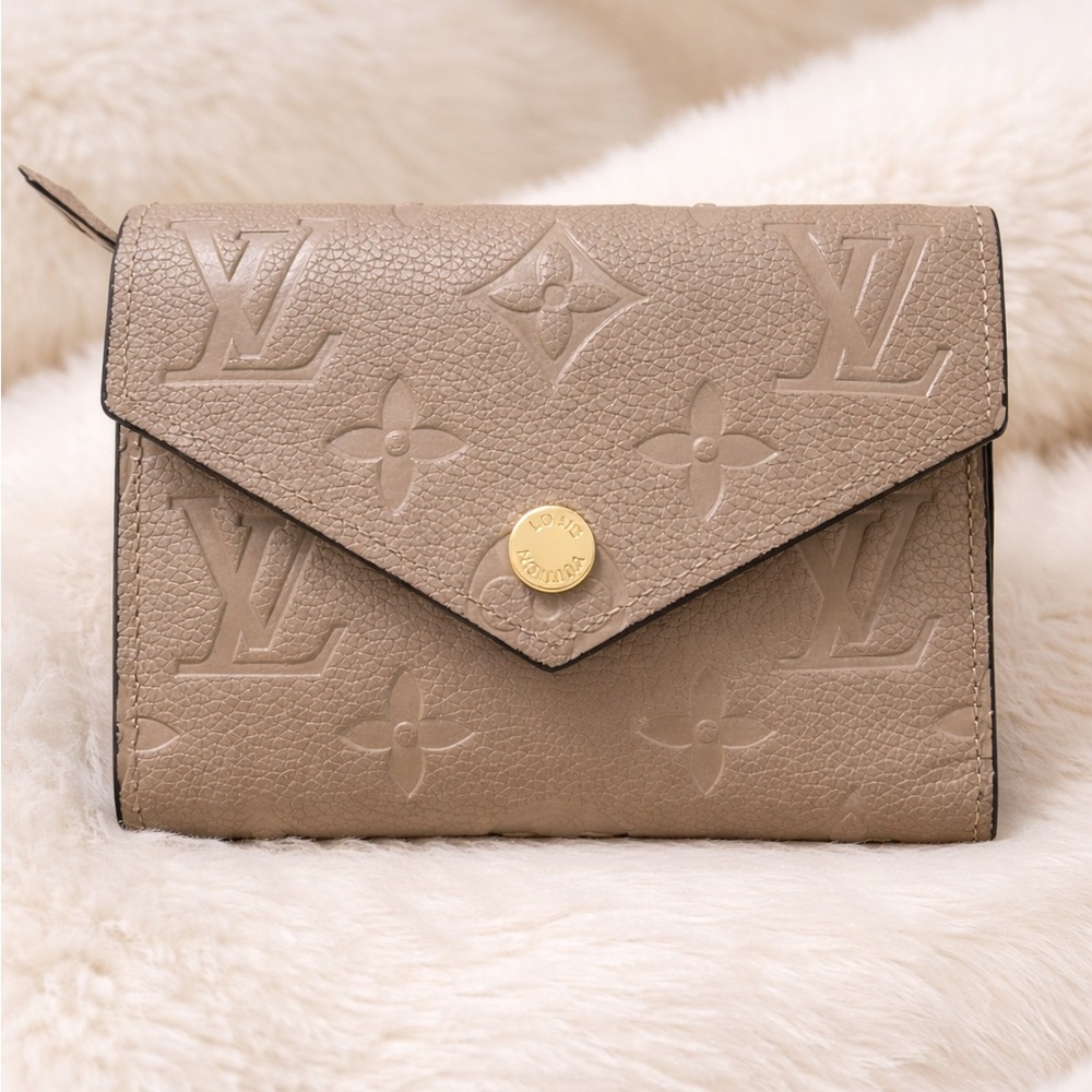 Authentic Louis Vuitton Victorine,  Beige Monogram Wallet
